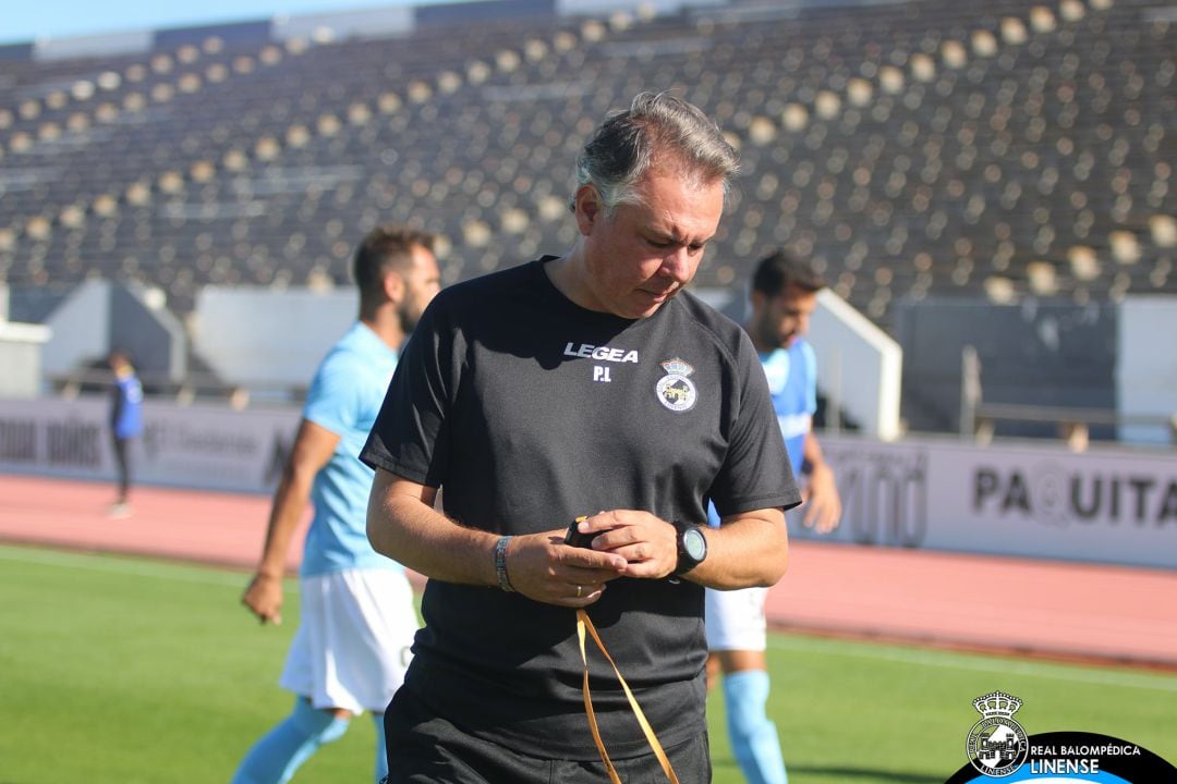 Pepe Losada en un calentamiento.