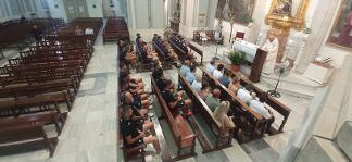 Ofrenda del CD Alcoyano a la Virgen de los Lirios de Alcoy