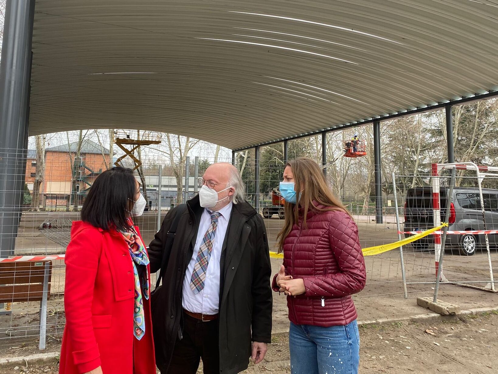 Responsables  de la Junta visitan obras en el colegio Peñalba de Ponferrada