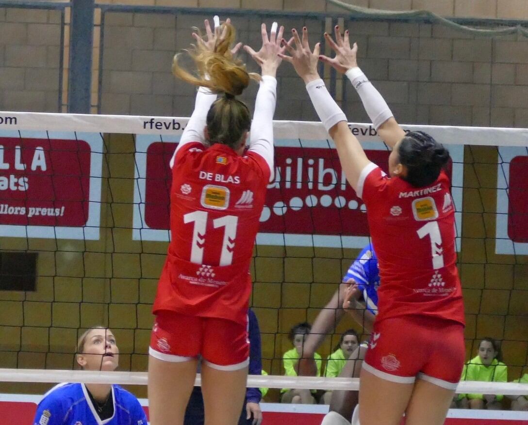 Aquest partit es podria disputar a les semifinals de la Liga Iberdrola. A la lliga regular les menorquines van perdre 3-2  Tenerife i van guanyar 3-0 a casa.