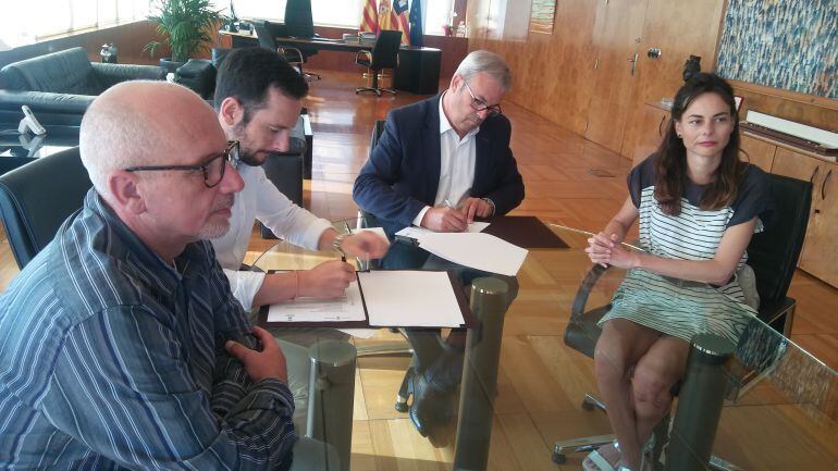 Firma del primer convenio de es Gorg