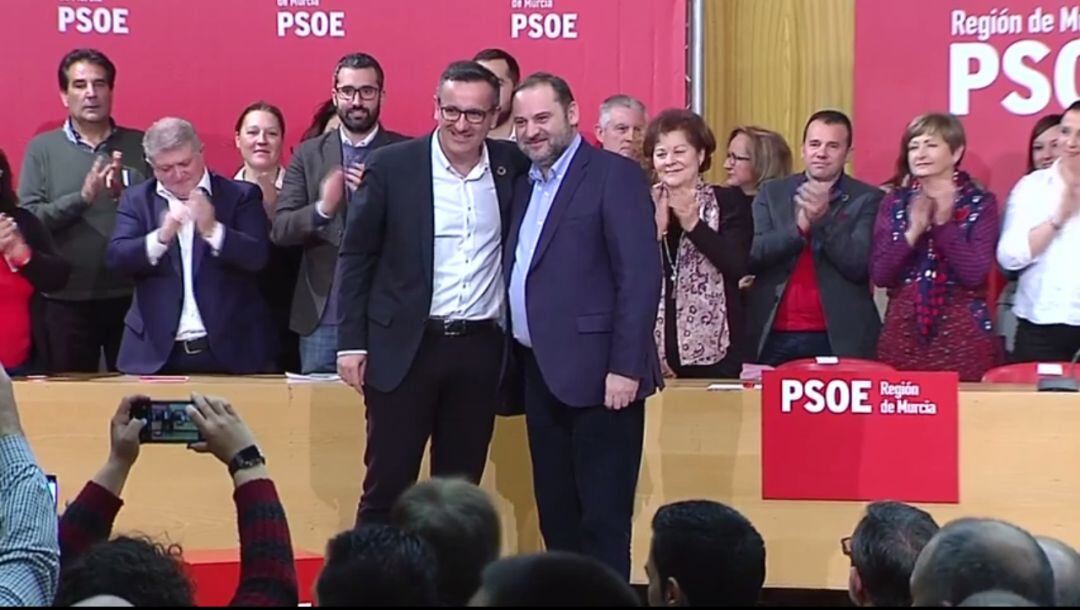 Jose Luís Ábalos y Diego Conesa clausuran el Comité Regional del PSRM