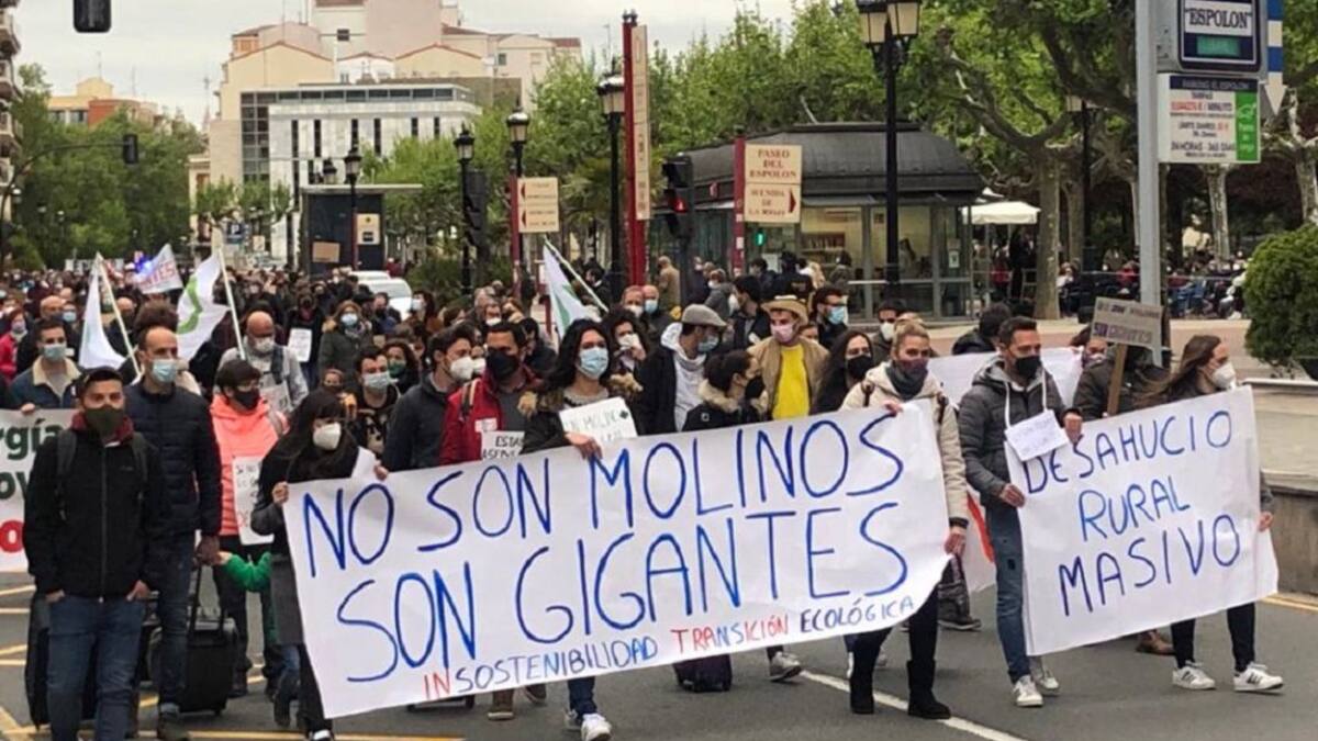 La Primera Llamada con la portavoz de la Coordinadora de las Plataformas en defensa del Territorio, Angélica García (10/12/2021)
