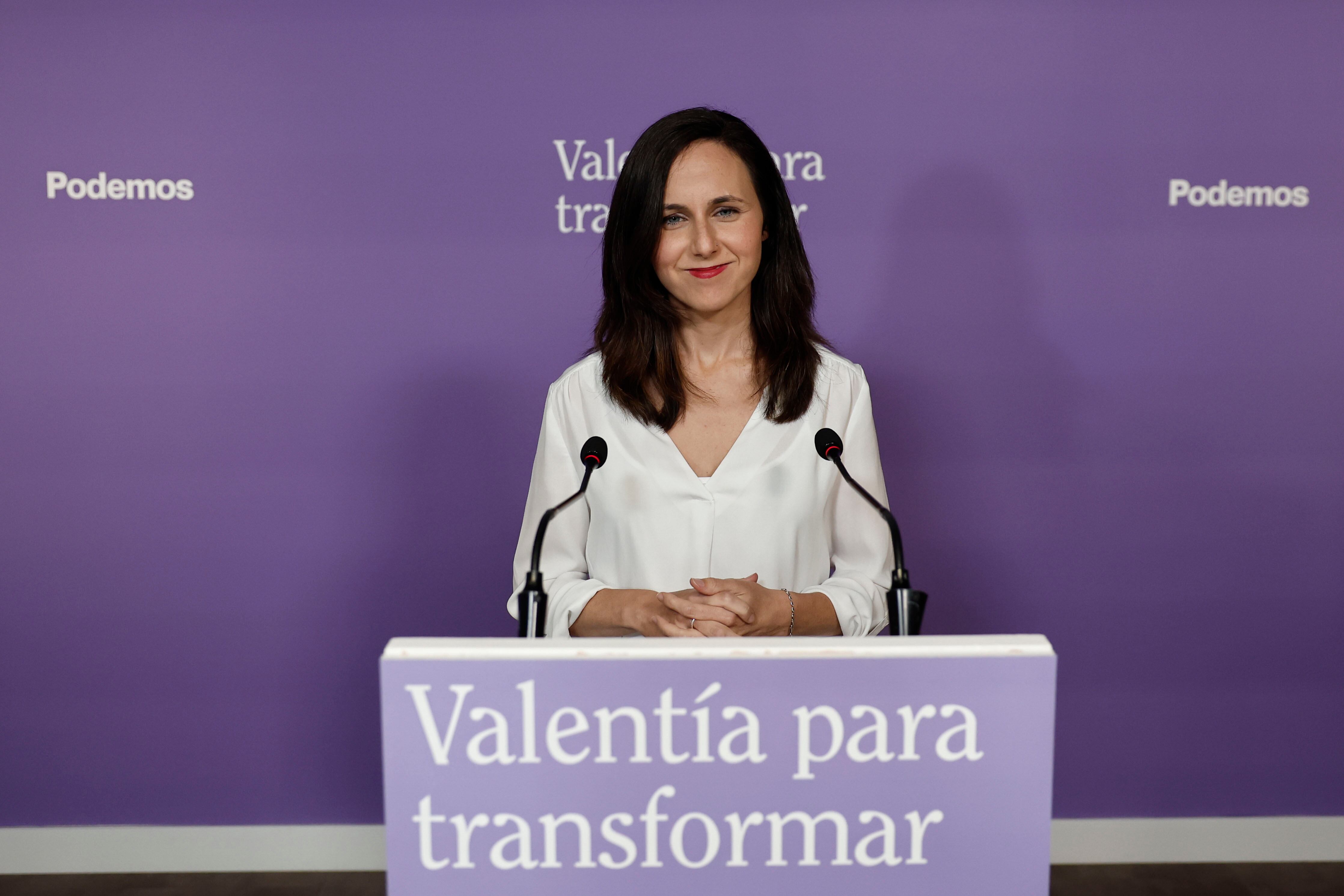 MADRID, 29/05/2023.- La secretaria general de Podemos y ministra de Derechos Sociales, Ione Belarra durante la rueda de prensa celebrada en la sede del partido en Madrid donde ha anunciado que los morados y Sumar, el proyecto de Yolanda Díaz, están trabajando ya &quot;para que este espacio se presente unido a las elecciones&quot; y poder revalidar el Gobierno de coalición en las elecciones adelantadas del 23 de julio. EFE/ Sergio Pérez
