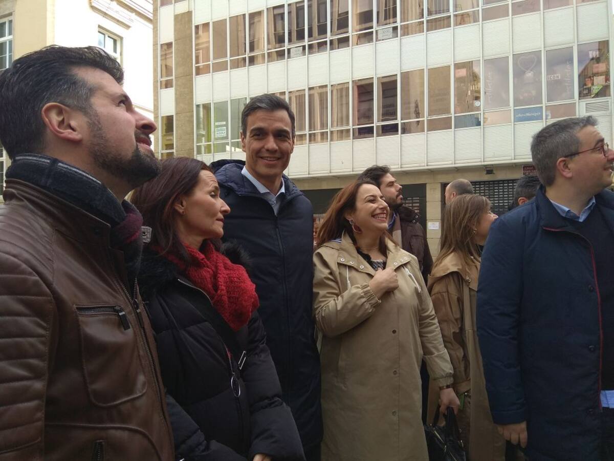 Miriam Andrés traslada toda la solidaridad del PSOE de Palencia a Pedro Sánchez