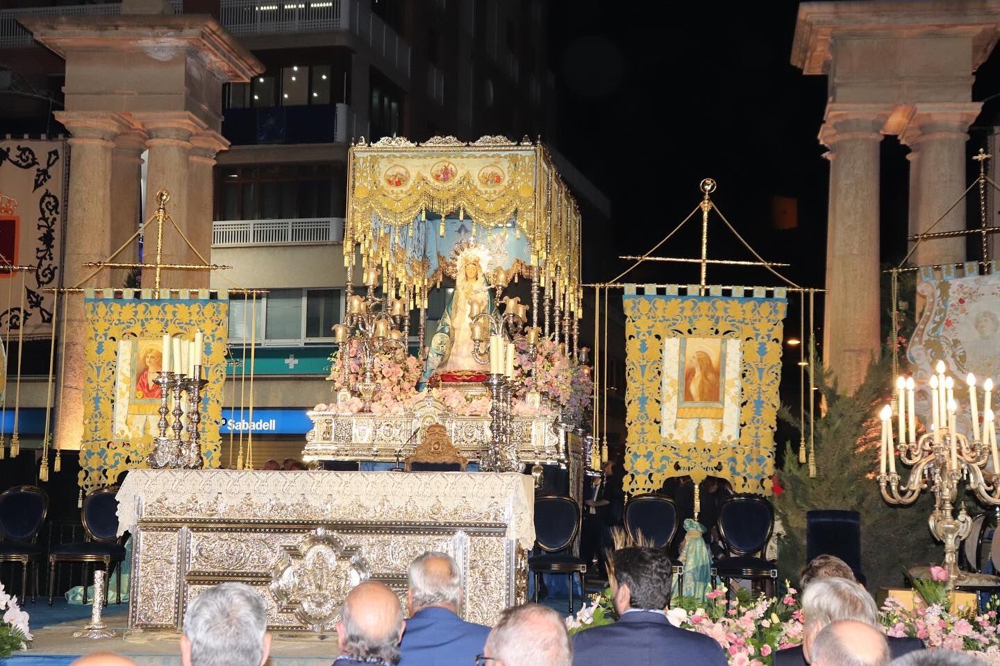 La Dolorosa en las Alamedas con motivo del XXV aniversario de su coronación canónica