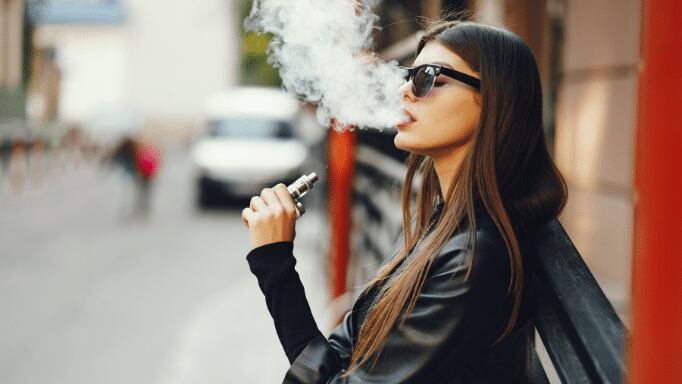 El vapeador el el producto más consumido entre los jóvenes.