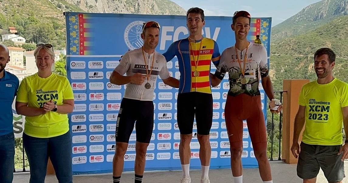 Fernando Benavent, campió de BTT M30