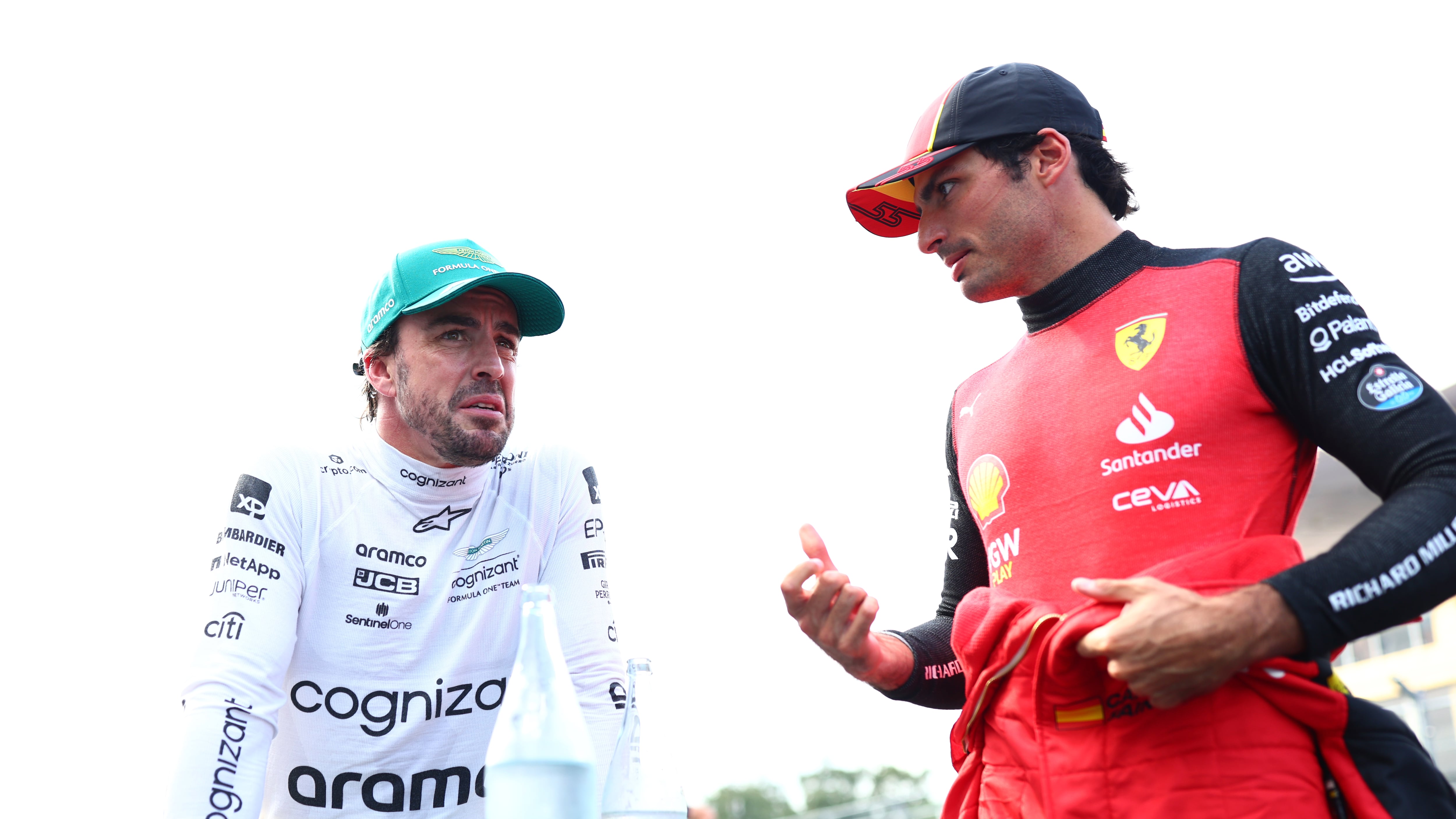 Fernando Alonso y Carlos Sainz, en la previa del GP de Miami