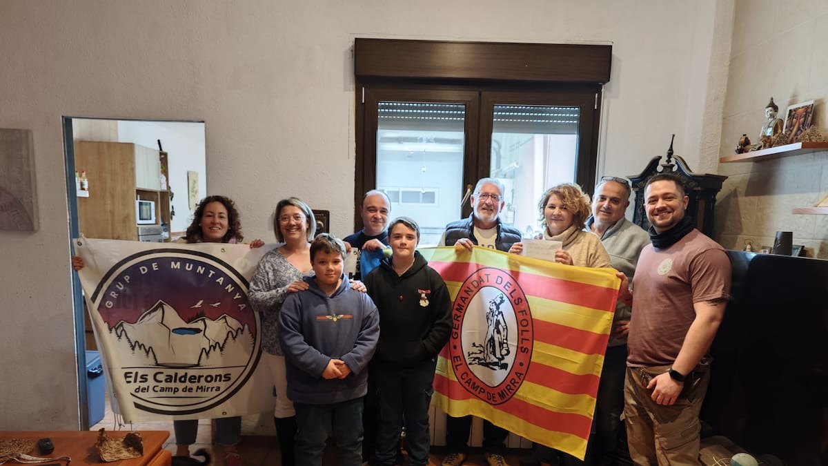 José Miguel Valdés, de la Hermandad "dels Folls" de Camp de Mirra en Radio Villena