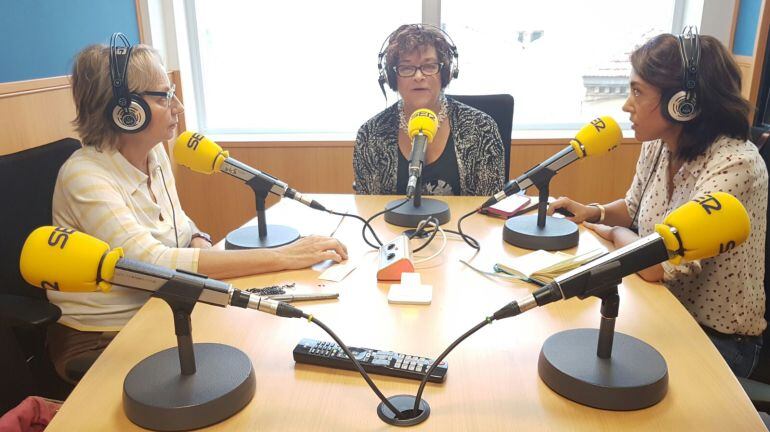 Rosa Clavel, presidenta del Congreso y Lynda Juall Carpenito – Moyet, enfermera creadora del Modelo Bifocal en la práctica clínica. 