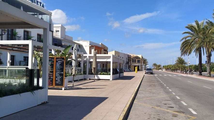 Zona de restauración del puerto de Dénia