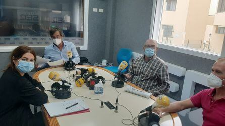 Mesa de análisis con los periodistas Usoa Ibarra, Sindo Hernández, Manuel García Déniz, y con el expresidente del Cabildo y actual consejero de CC, Pedro San Ginés como invitado.