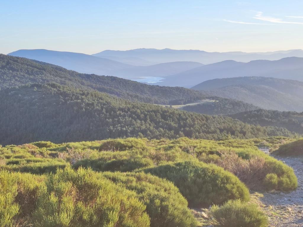 Una vista de la zona de Rascafría desde La Bola del Mundo. Imagen de Otelo Rubias