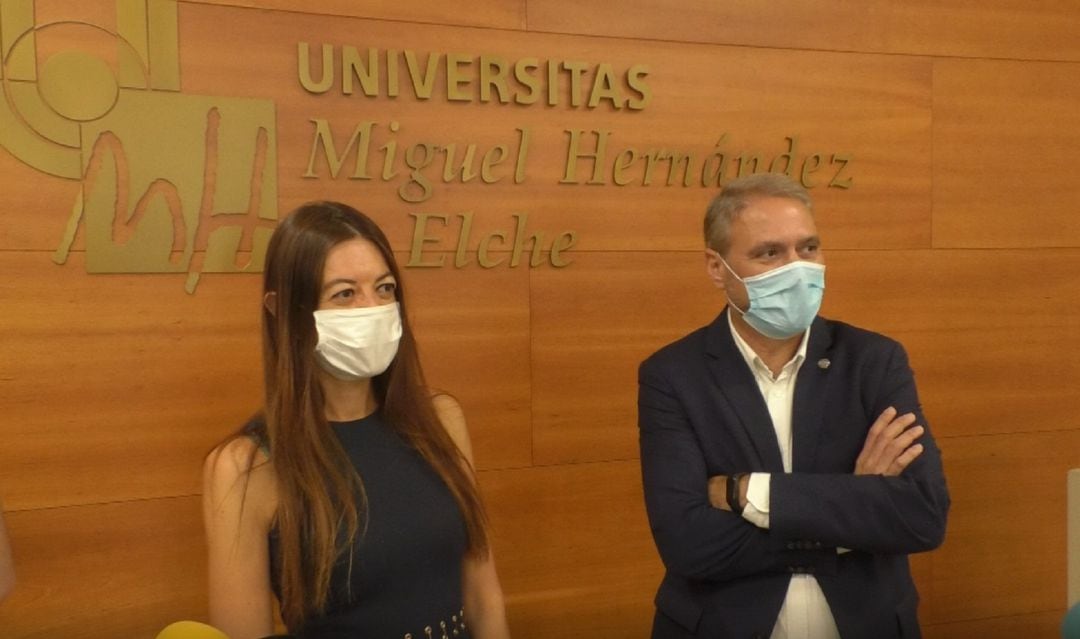 El rector de la UMH y la Consellera de Universidades