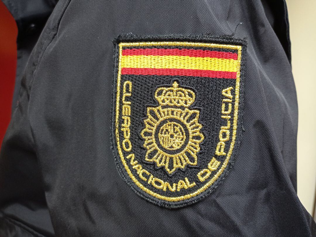Detenido por intento de agresión a policías nacionales con arma blanca y un estilete
