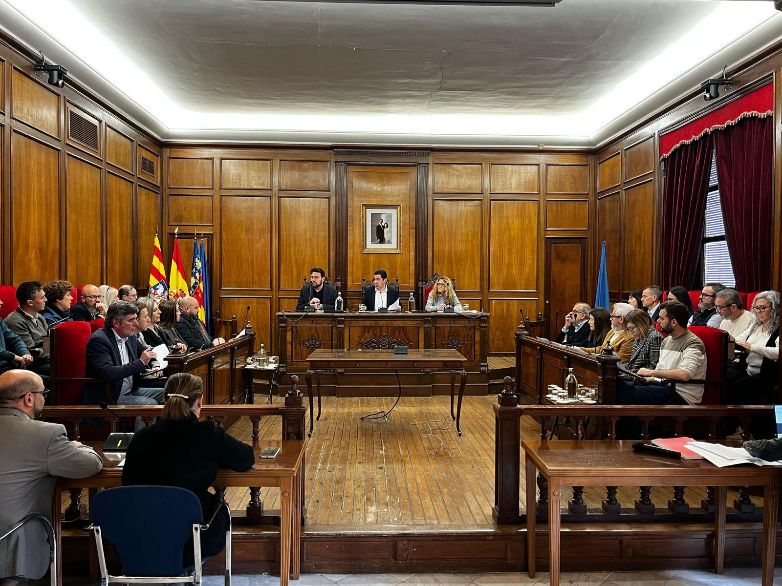 Un momento del pleno de debate de los presupuestos de 2025 celebrado este jueves en el Ayuntamiento de Alcoy.