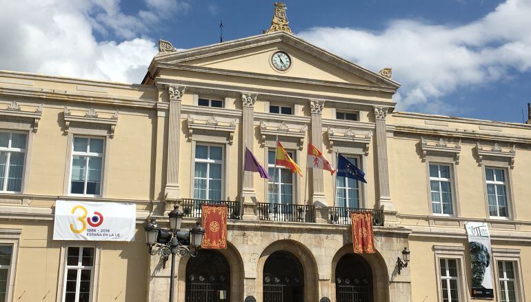 Fachada del Ayuntamiento de Palencia