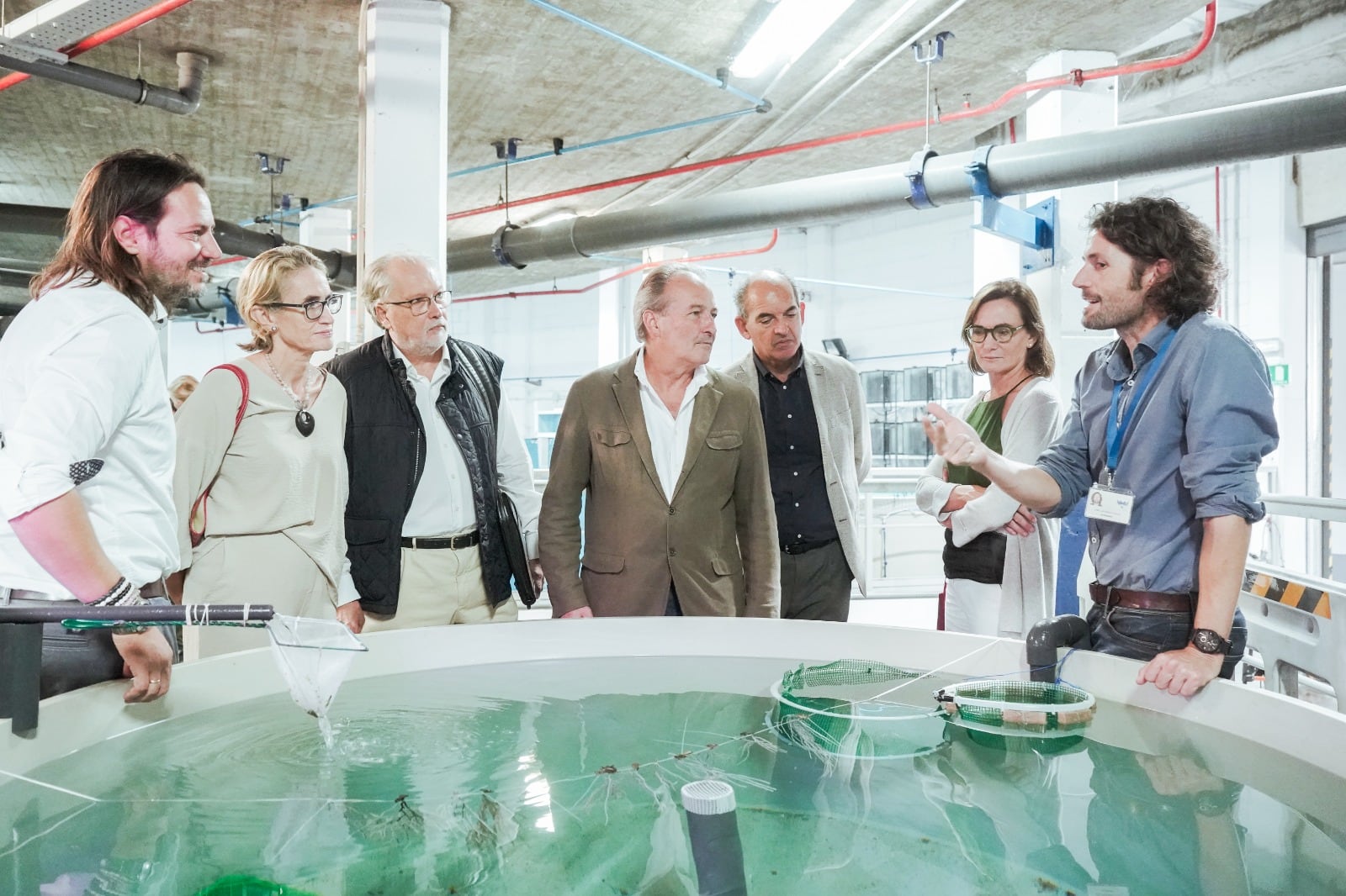El conseller de Agricultura, José Luis Aguirre, visita la Fundación Oceanogràfic