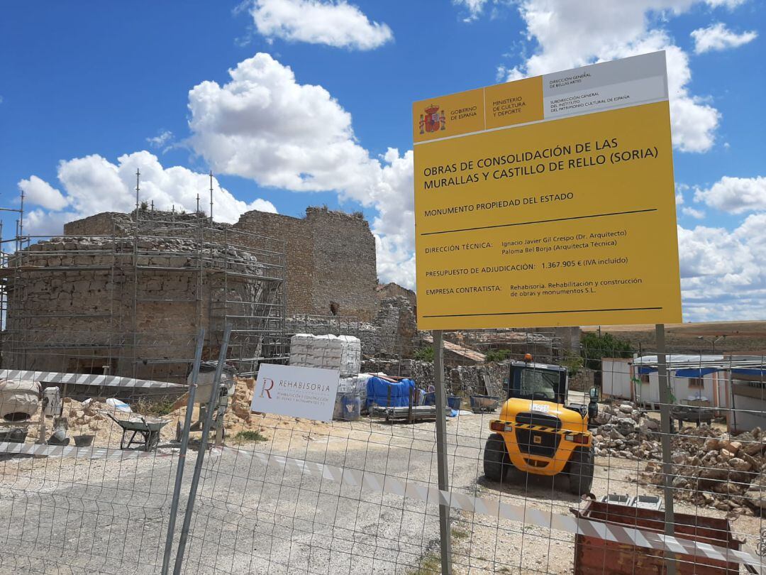 Obras en las murallas y el Castillo de Rello.