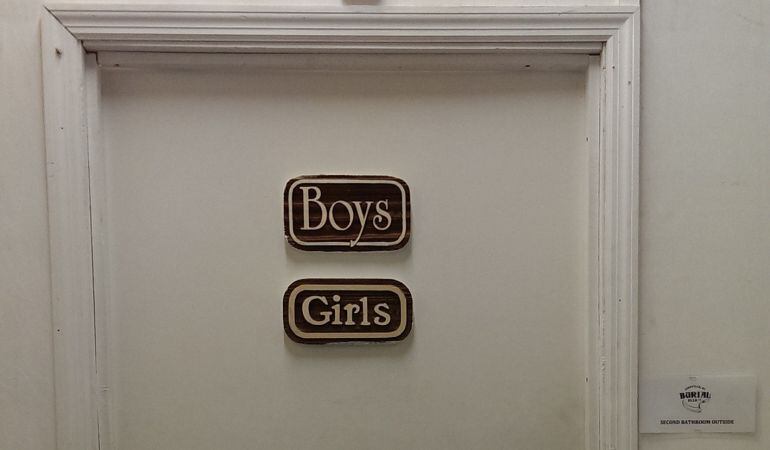 Con los baños unisex en los espacios públicos se respetaría la intimidad e identidad de género de cada usuario