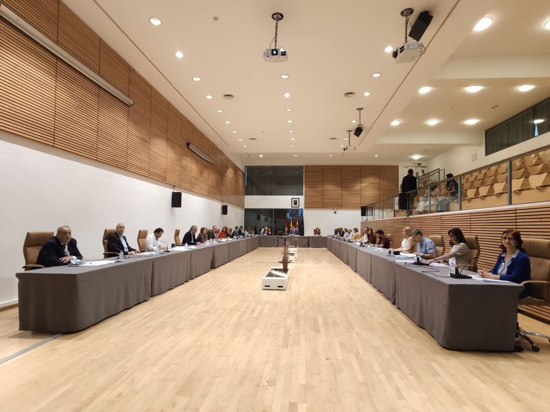 Imagen del pleno del mes de julio, celebrado de manera extraordinaria en el Palacio de Congresos de Salamanca.