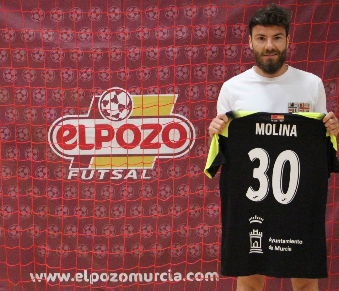 Molina en su presentación con ElPozo Murcia