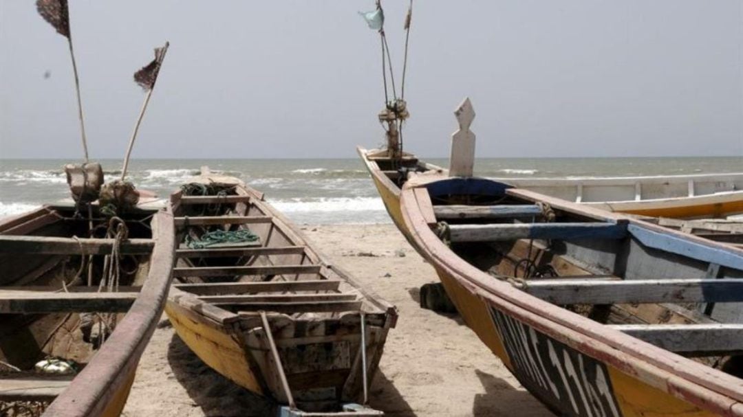 Foto de archivo de cayucos en Mauritania