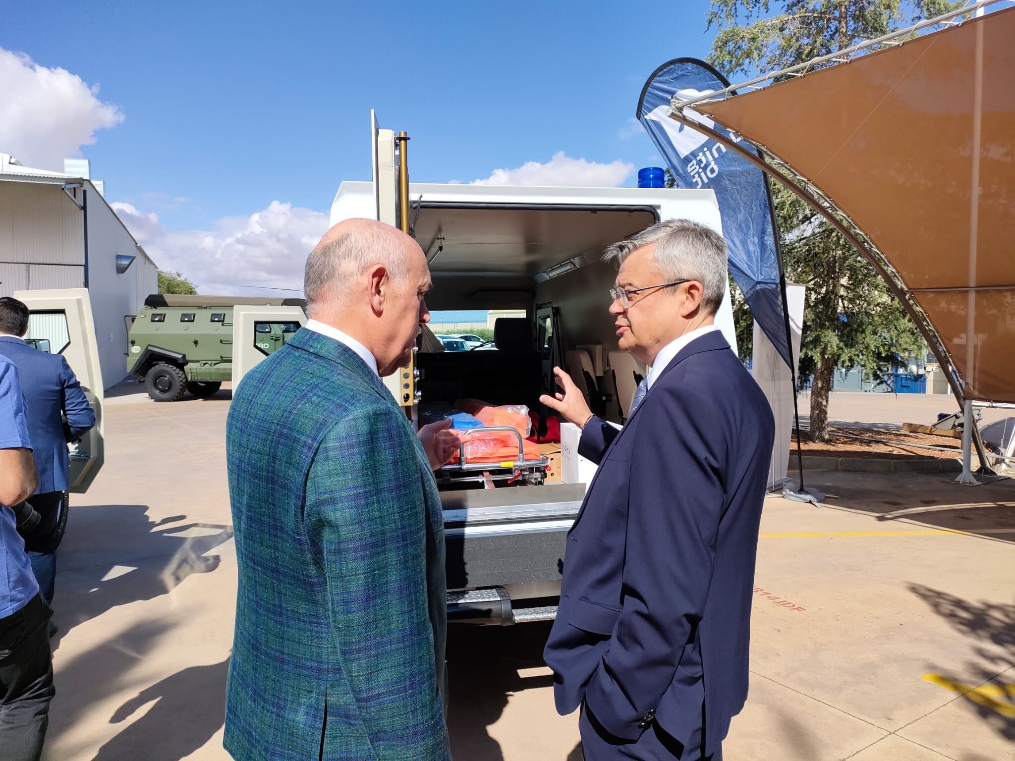 El presidente de TSD junto al embajador de Ucrania en España