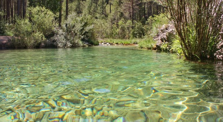 El río Escabas en el entorno de Lagunillos.