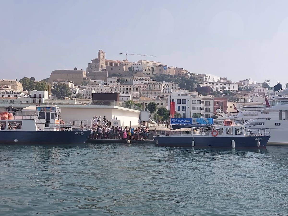 Puertos licita por 8.000 euros anuales el servicio de 'City Boat' en Ibiza