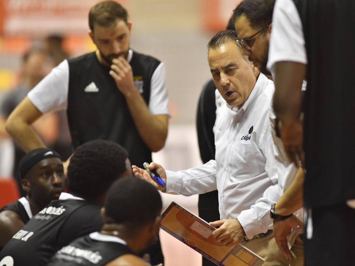 Gustavo Aranzana: "Estamos muy vivos aunque tenemos detalles que mejorar para superar la eliminatoria"