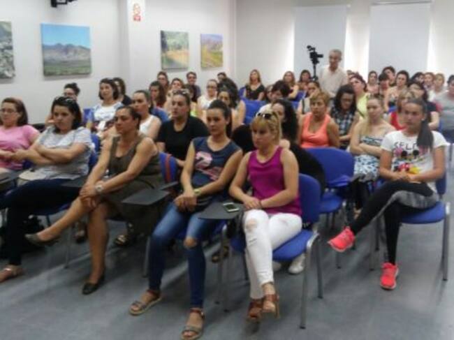 Asistentes a la charla sobre asistencia a dependientes en las Jornadas de la Salud