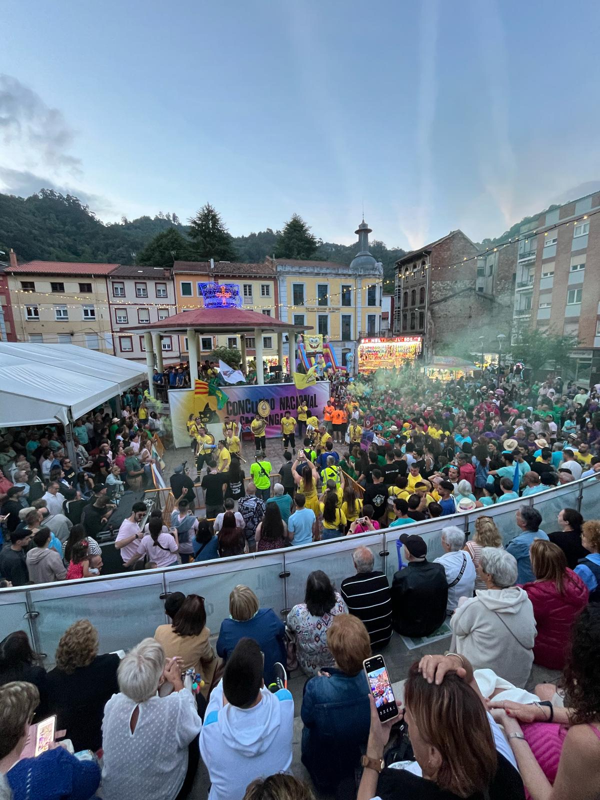 La charanga los metralletas segunda en el concurso nacional de charangas de Sotrondio.