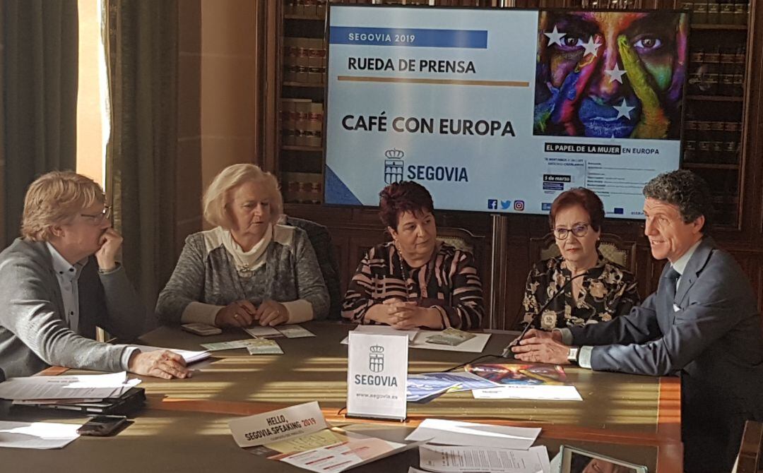 El Café Con Europa que analizará el papel de la mujer en la Unión Europea se celebrará el próximo día 5 de marzo a las 17.30 horas en La Alhondiga