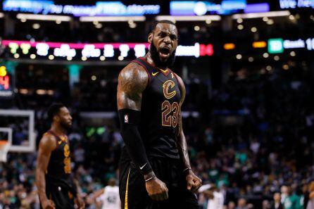 Lebron celebra en el séptimo partido contra Boston