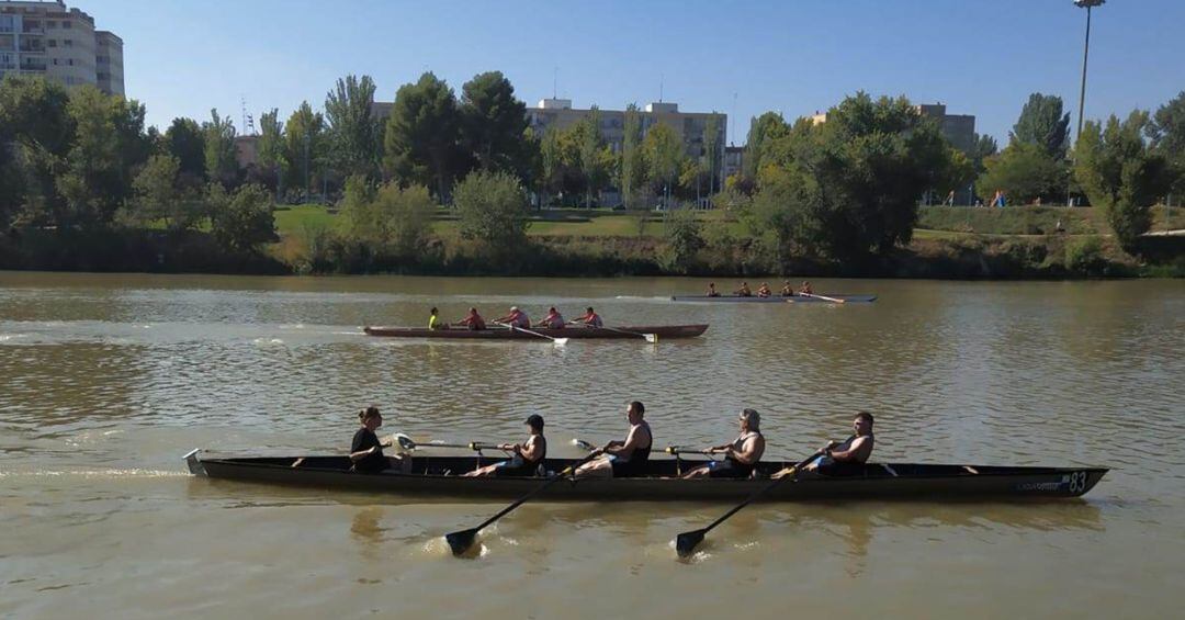 Boga Club del Mar en plena regata.