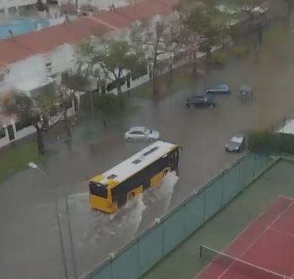 La zona del Parpalló Borrell en Gandía acumula 224 l/m2 de lluvia en una mañana