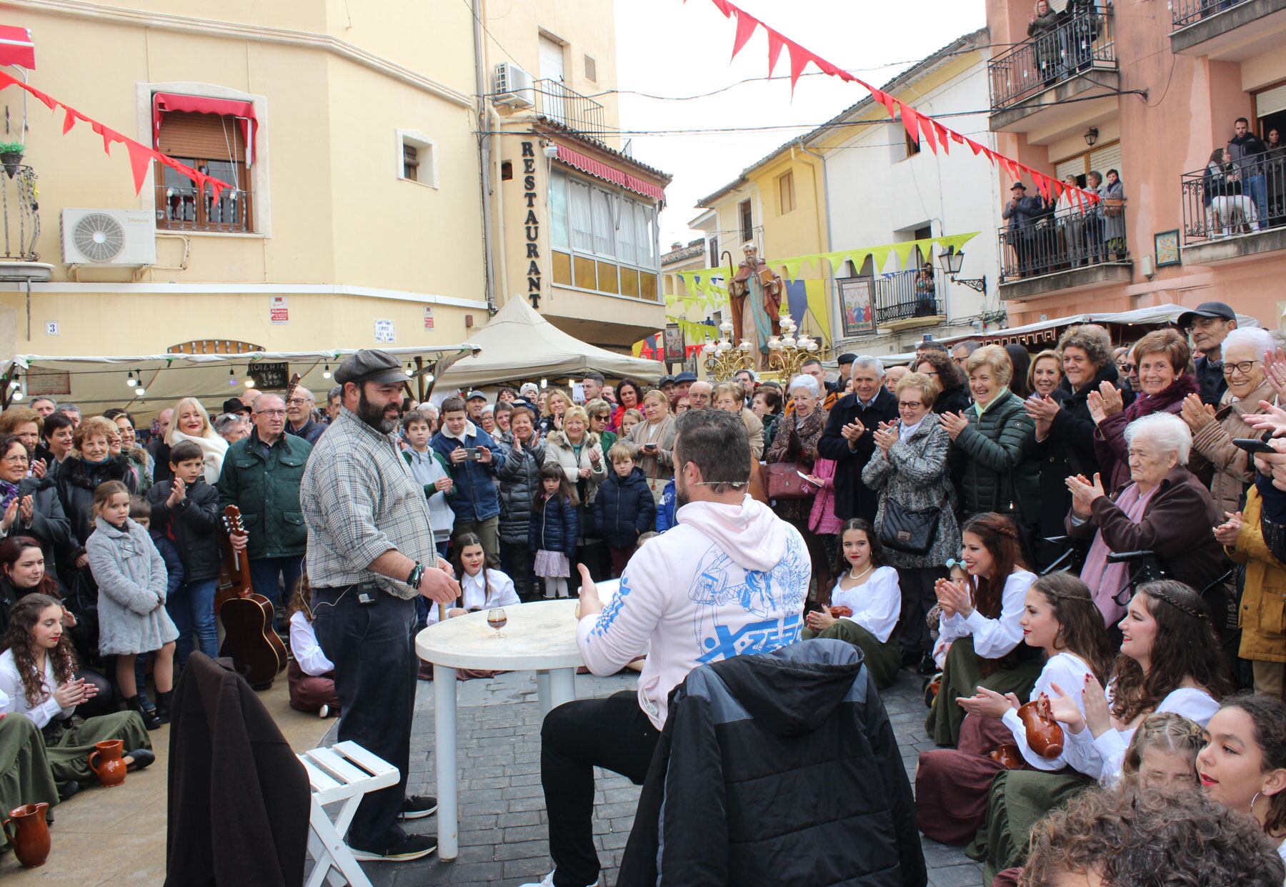 Dins dels actes de la inauguració ha tingut lloc una xicoteta i divertida representació en format de pregó