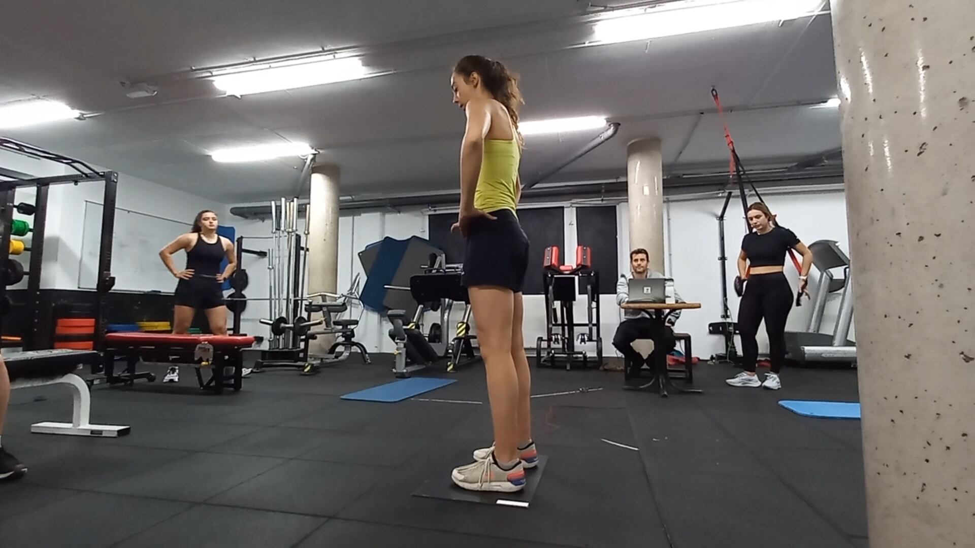 Un instant de la jornada de valoracions físiques.