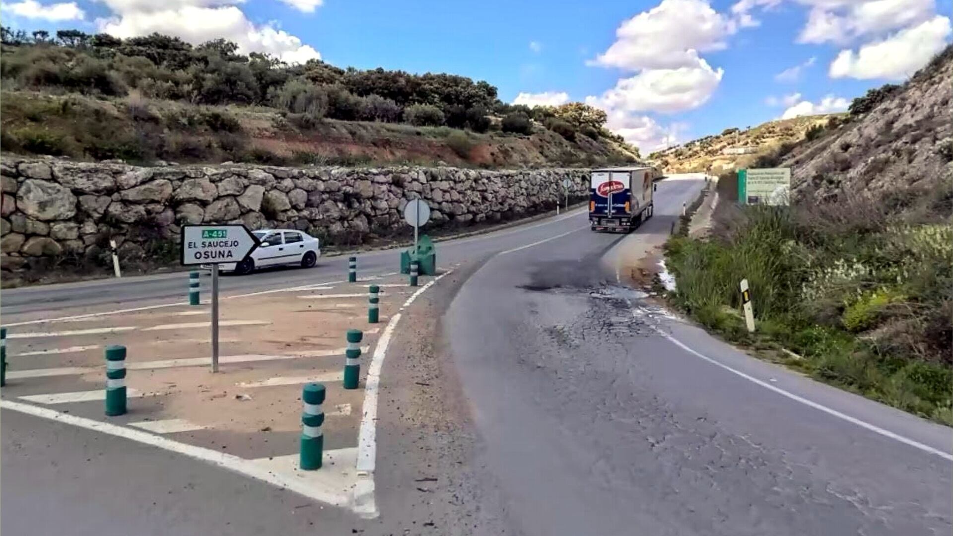 Inicio de la carretera A-451 en el municipio de Almargen