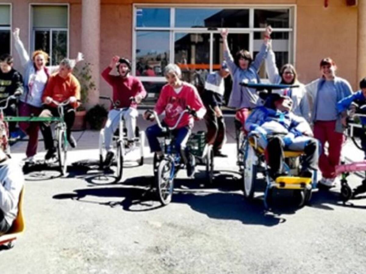 El centro Jubalcoy desarrolla el programa terapéutico 'Bicicletas adaptadas'