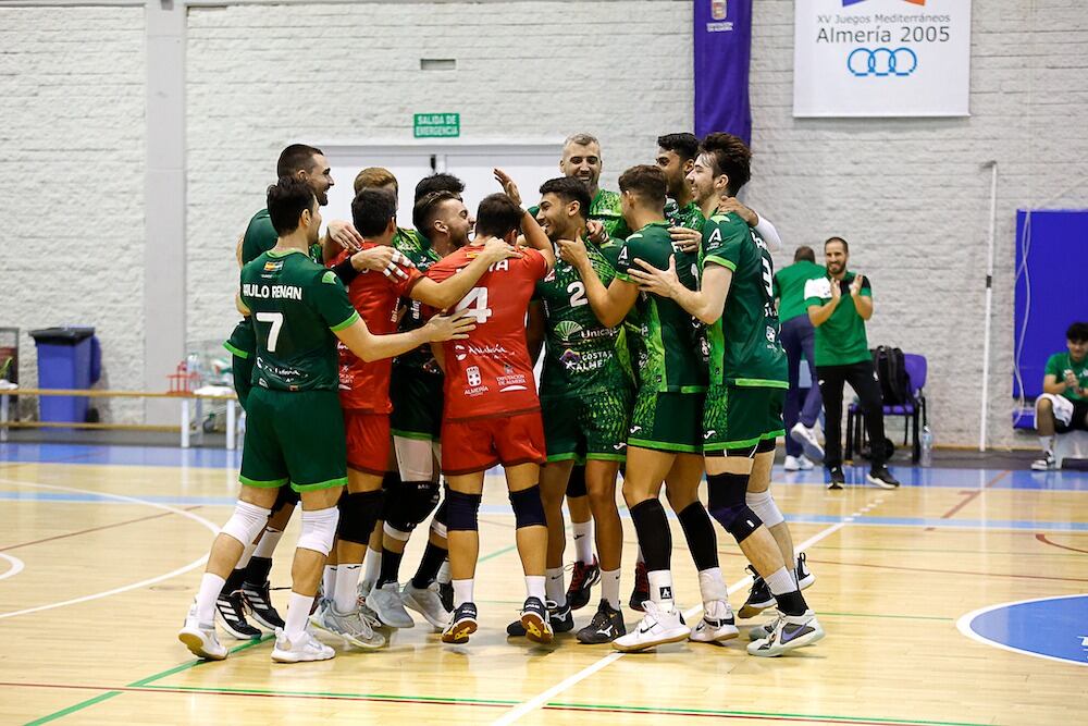 Histórico primer partido de Unicaja Costa de Almería frente al emergente club grancanario.