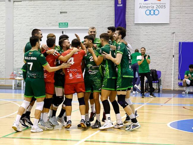 Histórico primer partido de Unicaja Costa de Almería frente al emergente club grancanario.