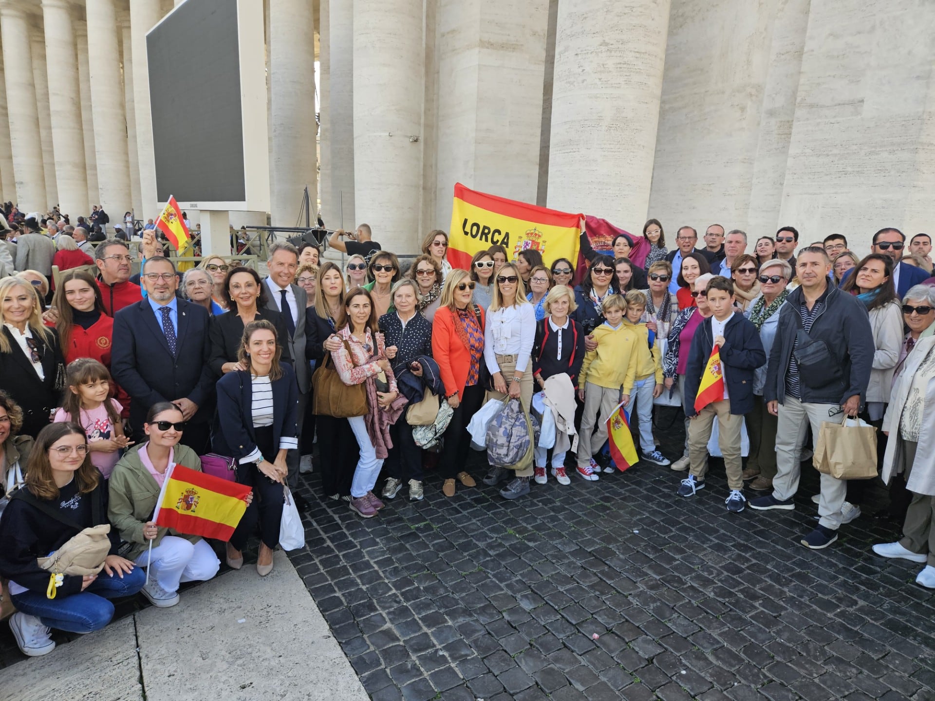 Ciudadanos lorquinos en la canonización del beato Pedro Soler.