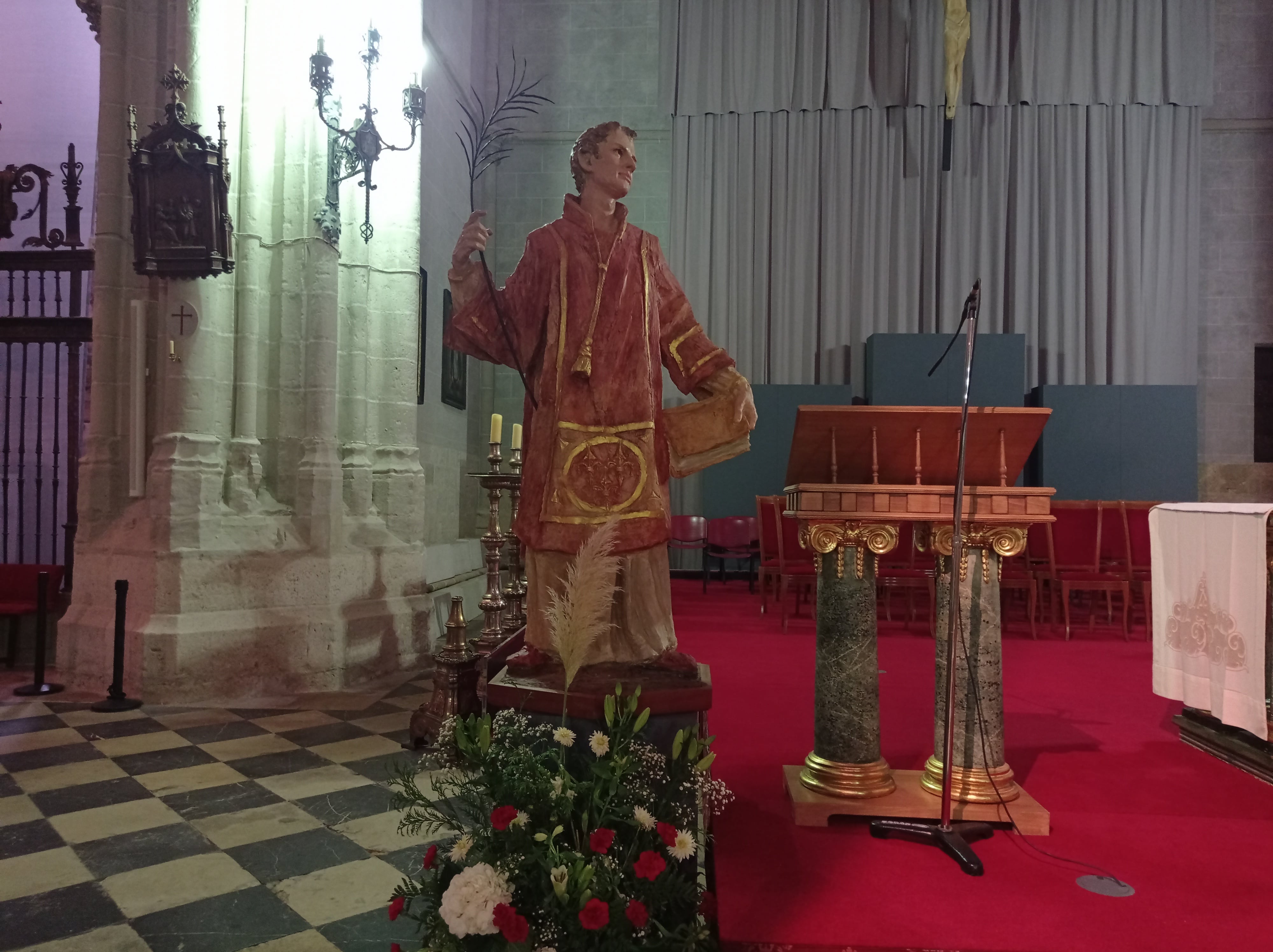 Nueva imagen de San Antolín, obra de Martín Lagares, regalo del obispo de Palencia