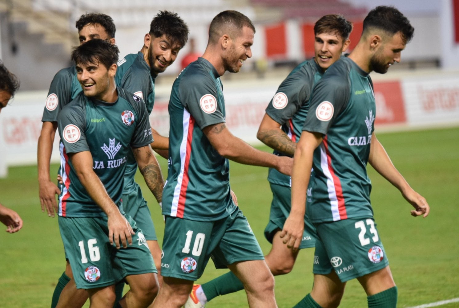 Los jugadores del Zamora CF tras la celebración de un gol