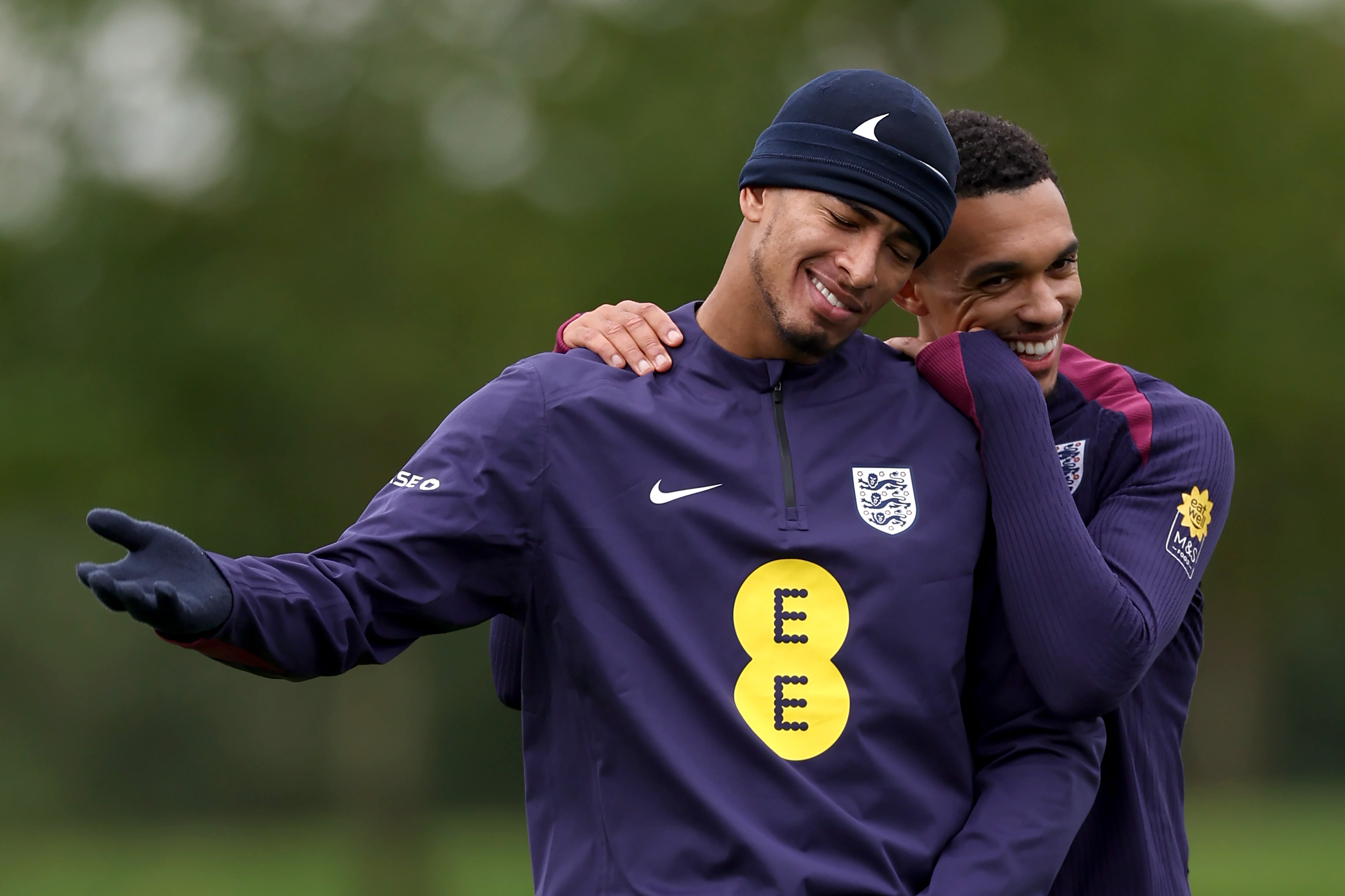 Jude Bellingham y Trent Alexander-Arnold, en un entrenamiento con Inglaterra