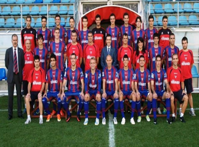 La plantilla del título y el ascenso, sufrirá varios cambios cara a la primera divsión