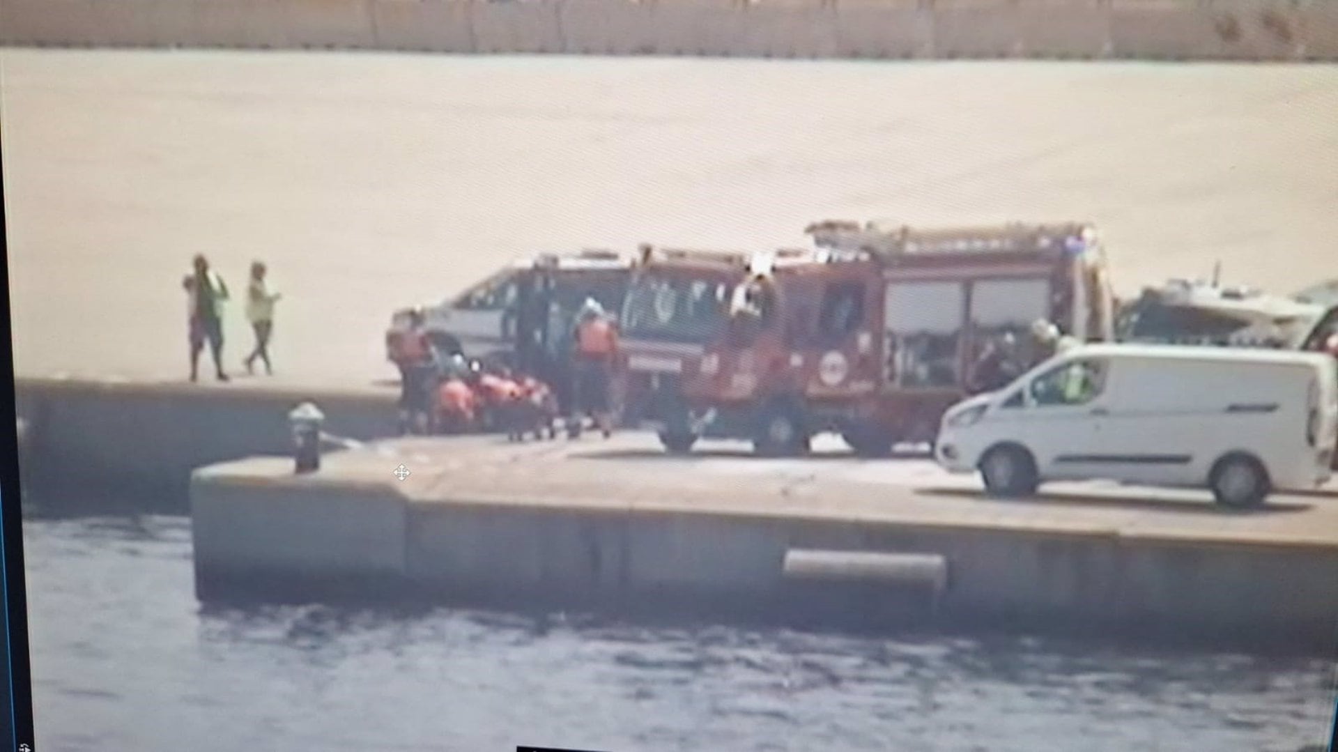 29/07/2024 Sucesos.- Un operario, herido grave al quedar atrapado bajo un toro mecánico en un muelle del puerto de Palma.

Un operario de una naviera, un hombre de unos 55 años, ha resultado herido grave, este lunes, al quedar atrapado bajo un toro mecánico, que manejaba, en un muelle en el Dique del Oeste (Palma).

SOCIEDAD 
APB
